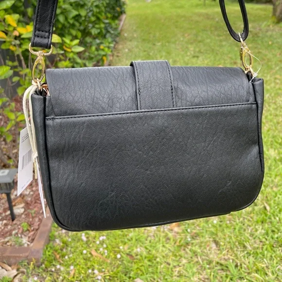 JESSICA SIMPSON Crossbody Bag with Gold Details and Chain Strap In Jenni… - Picture 8 of 16